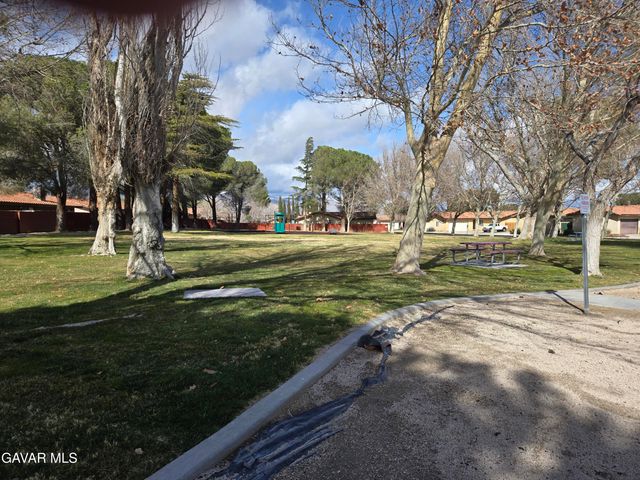 14323 Winchester Drive, Mojave, CA 93501