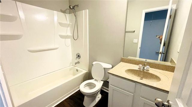 1215 Grey Rock Way, Suwanee, GA 30024
