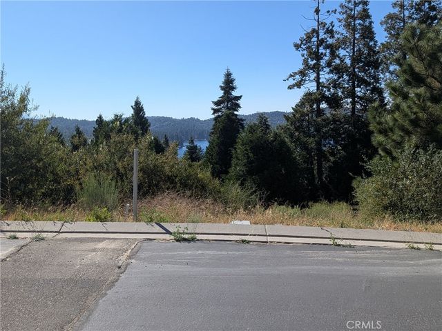 149 Mill Pond Road, Lake Arrowhead, CA 92352