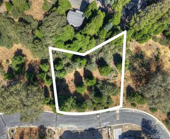 149 Mill Pond Road, Lake Arrowhead, CA 92352