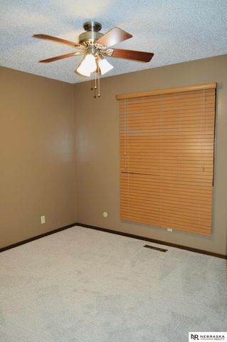 4152 Arizona Avenue, Grand Island, NE 68803