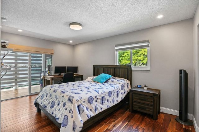 4910 NW 102nd Ave 203-8, Doral, FL 33178