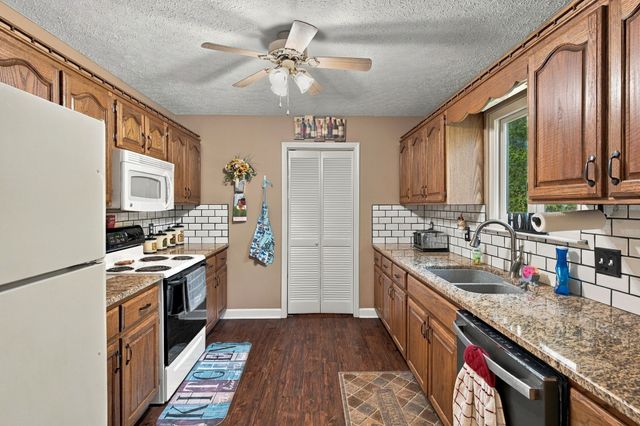 148 April Cir, Portland, TN 37148