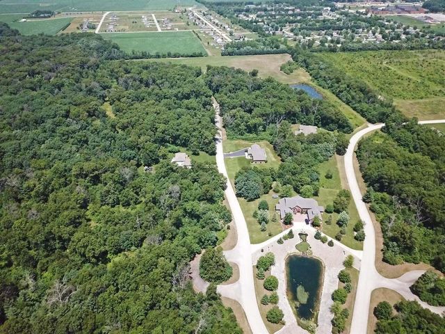 11022 Pleasant Grove Drive, Wheatfield, IN 46392
