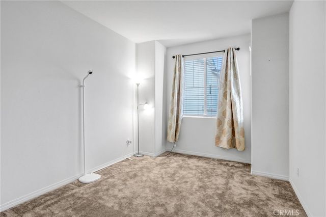 16681 Wyndham 8, Fontana, CA 92336