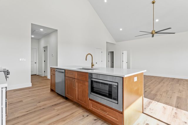 5946 S Hearthstone Court, Springfield, MO 65810