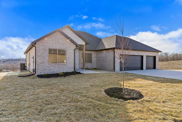 5946 S Hearthstone Court, Springfield, MO 65810