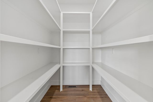 5946 S Hearthstone Court, Springfield, MO 65810