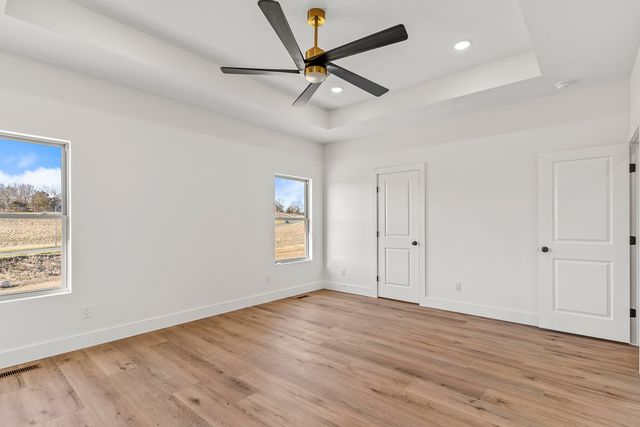 5946 S Hearthstone Court, Springfield, MO 65810