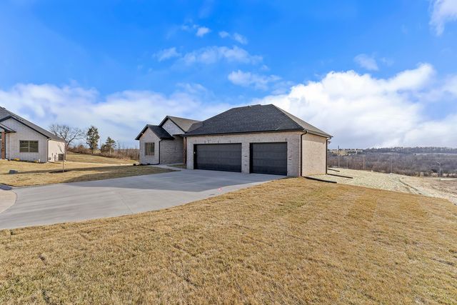 5946 S Hearthstone Court, Springfield, MO 65810