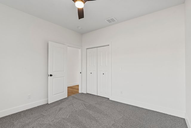 5946 S Hearthstone Court, Springfield, MO 65810