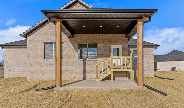 5946 S Hearthstone Court, Springfield, MO 65810