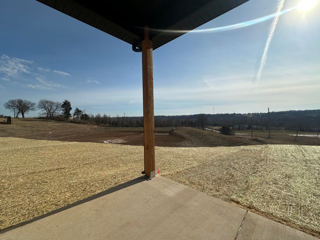 5946 S Hearthstone Court, Springfield, MO 65810