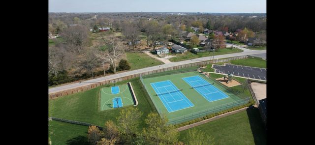 5946 S Hearthstone Court, Springfield, MO 65810