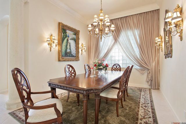 206 Porto Vecchio Way, Palm Beach Gardens, FL 33418