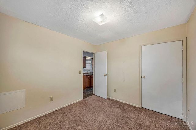 946 Corliss Avenue, Hamilton, OH 45011