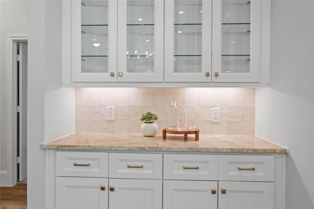 161 Pine Branch Drive, Montgomery, TX 77356