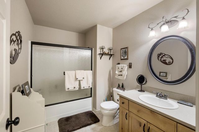 758 Yuroc, Dorrington, CA 95223