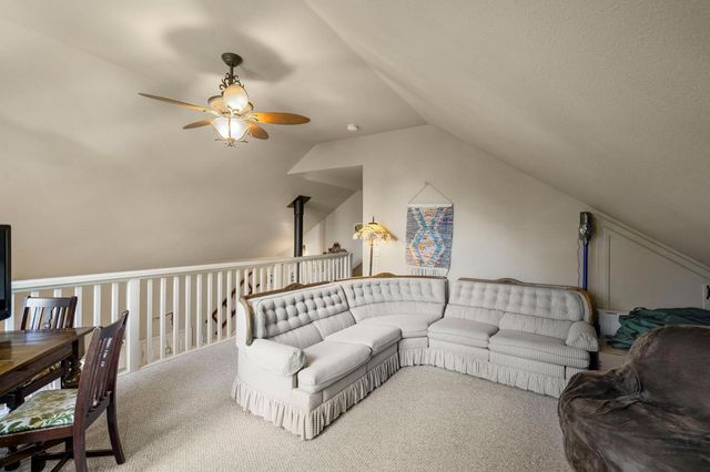 758 Yuroc, Dorrington, CA 95223