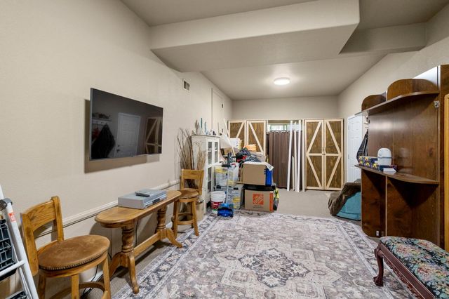 758 Yuroc, Dorrington, CA 95223