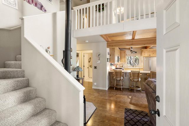 758 Yuroc, Dorrington, CA 95223