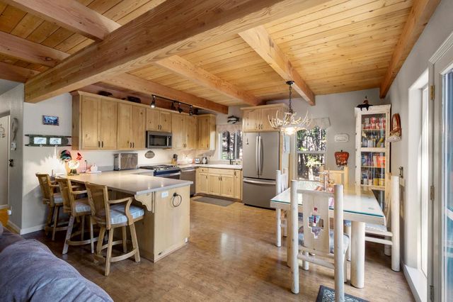 758 Yuroc, Dorrington, CA 95223