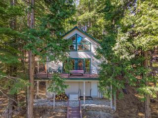 758 Yuroc, Dorrington, CA 95223