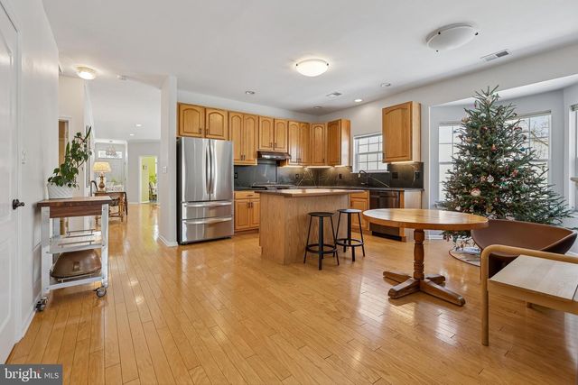 17 PINFLOWER LN, Princeton Junction, NJ 08550