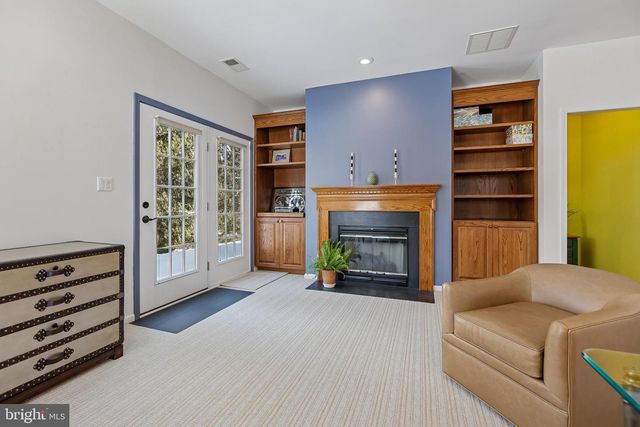 17 PINFLOWER LN, Princeton Junction, NJ 08550