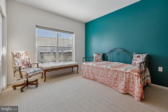 17 PINFLOWER LN, Princeton Junction, NJ 08550