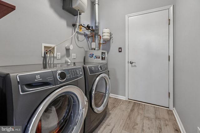 17 PINFLOWER LN, Princeton Junction, NJ 08550