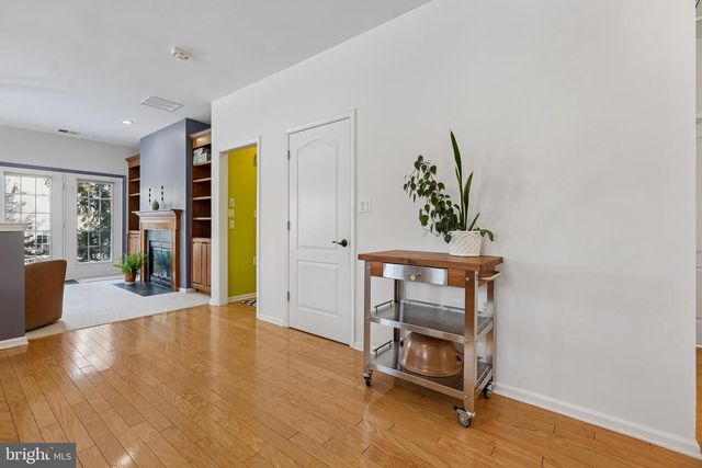 17 PINFLOWER LN, Princeton Junction, NJ 08550