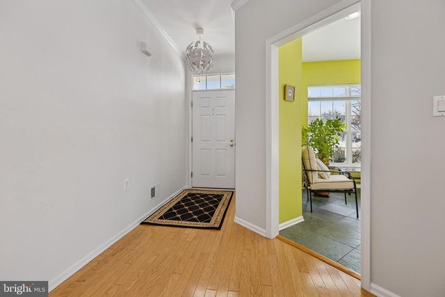 17 PINFLOWER LN, Princeton Junction, NJ 08550