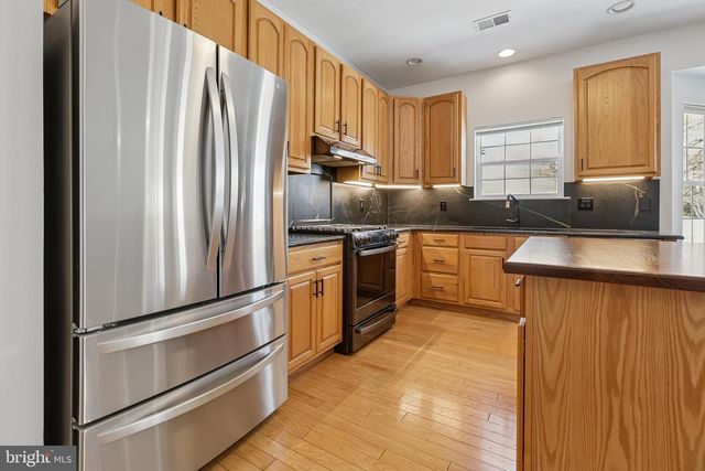 17 PINFLOWER LN, Princeton Junction, NJ 08550