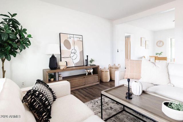 7414 E MORELAND Street, Scottsdale, AZ 85257