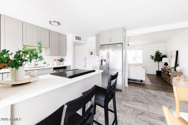 7414 E MORELAND Street, Scottsdale, AZ 85257