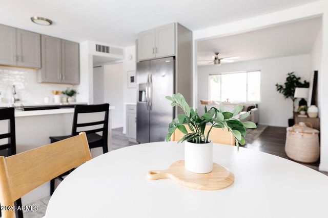 7414 E MORELAND Street, Scottsdale, AZ 85257