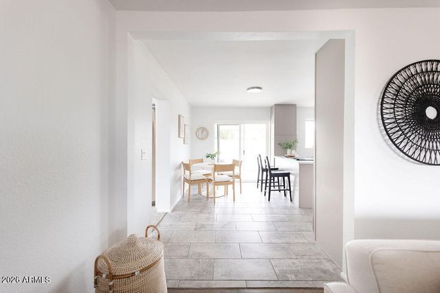 7414 E MORELAND Street, Scottsdale, AZ 85257
