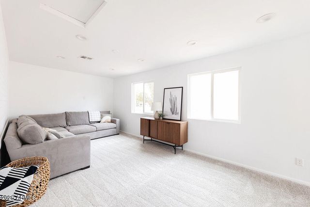 7414 E MORELAND Street, Scottsdale, AZ 85257