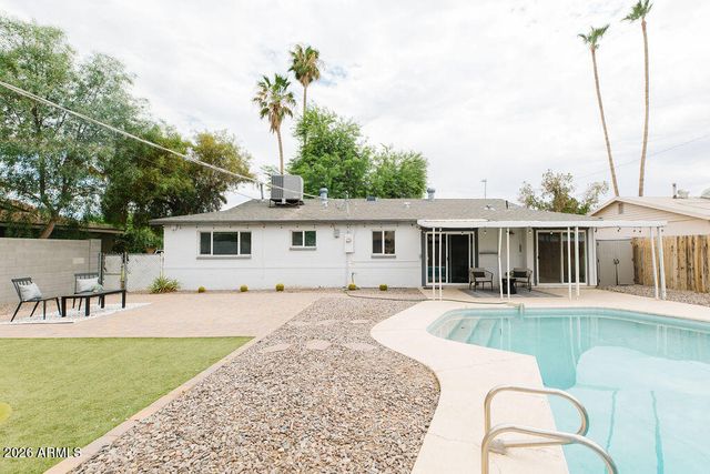7414 E MORELAND Street, Scottsdale, AZ 85257