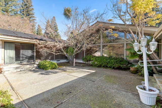 2115 Canyon Oak Ln, Danville, CA 94506