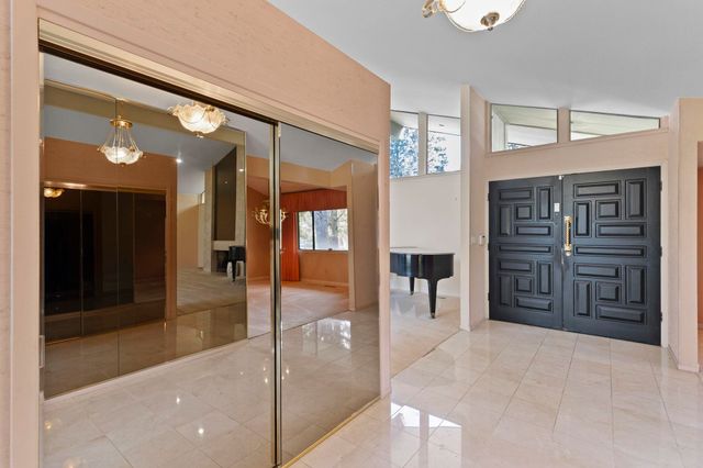 2115 Canyon Oak Ln, Danville, CA 94506