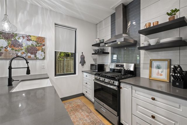 5307 Harmon Ave 2, Austin, TX 78751