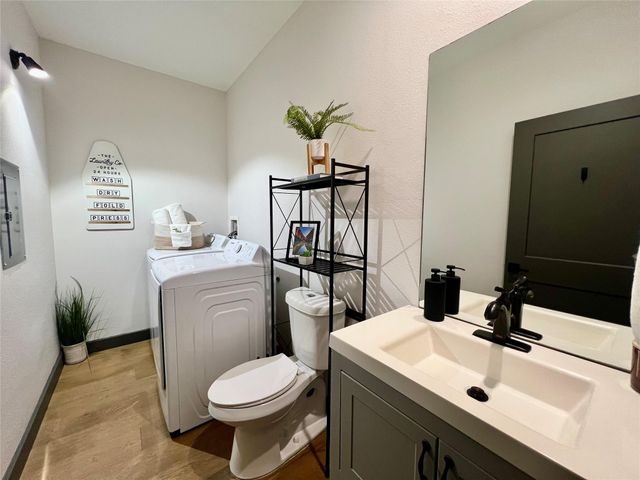5307 Harmon Ave 2, Austin, TX 78751