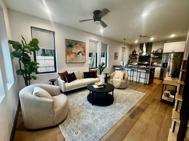 5307 Harmon Ave 2, Austin, TX 78751