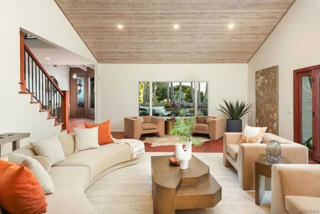 2065 Soledad Avenue, La Jolla, CA 92037