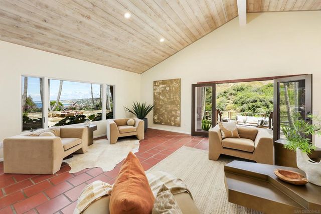 2065 Soledad Avenue, La Jolla, CA 92037