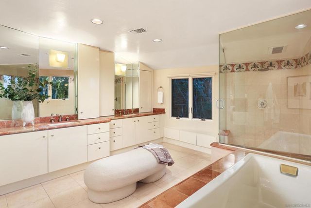 2065 Soledad Avenue, La Jolla, CA 92037