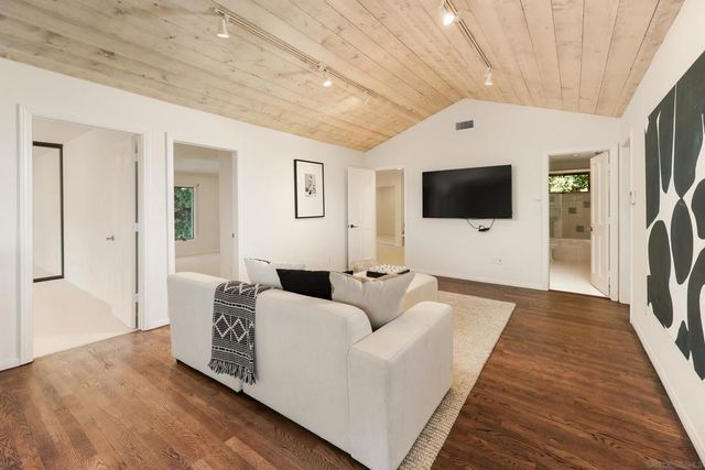 2065 Soledad Avenue, La Jolla, CA 92037
