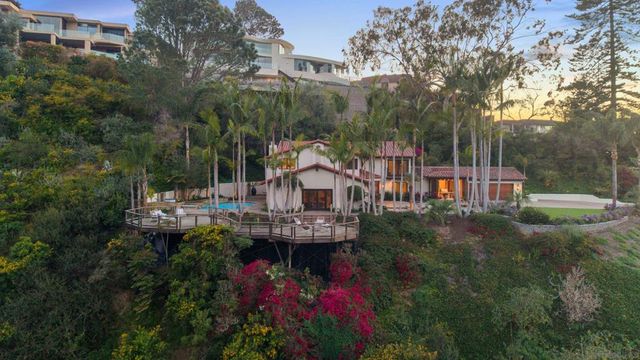 2065 Soledad Avenue, La Jolla, CA 92037